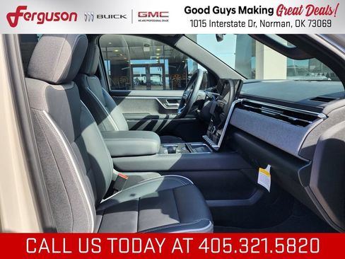 New 2026 GMC Sierra EV Elevation w/ LPO, Elevation Dark Package AWD/4WD image 39