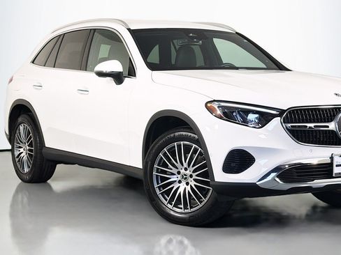 Used 2026 Mercedes-Benz GLC 300 image 15