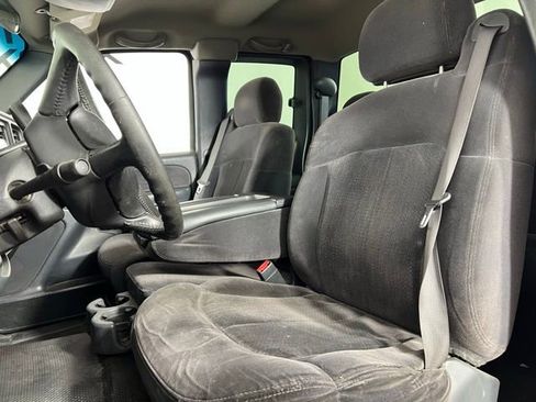 Used 2002 Chevrolet Silverado 2500 LS w/ Snow Plow Prep Pkg AWD/4WD image 9