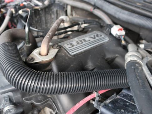 Used 2010 Jeep Wrangler Sport AWD/4WD image 31