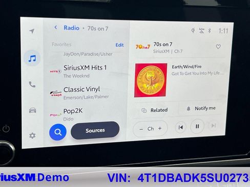 Used 2025 Toyota Camry LE w/ Convenience Package image 23