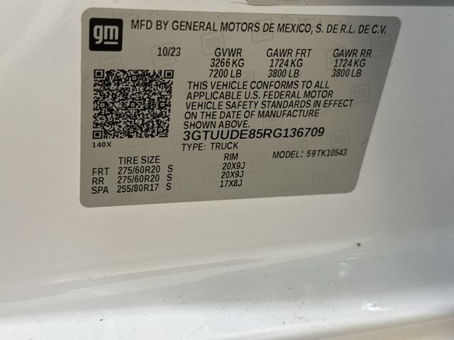 Used 2024 GMC Sierra 1500 SLT w/ SLT Premium Plus Package AWD/4WD image 34