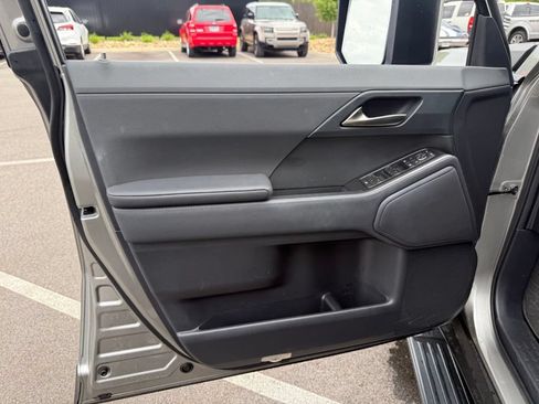 Used 2024 Lexus GX 550 w/ Cold Area Package AWD/4WD image 17
