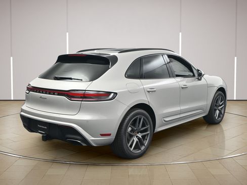 New 2026 Porsche Macan AWD/4WD image 22