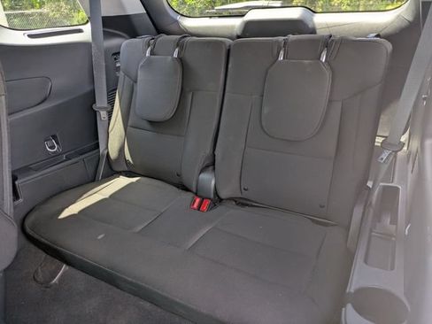 Used 2024 Ford Explorer XLT AWD/4WD image 30