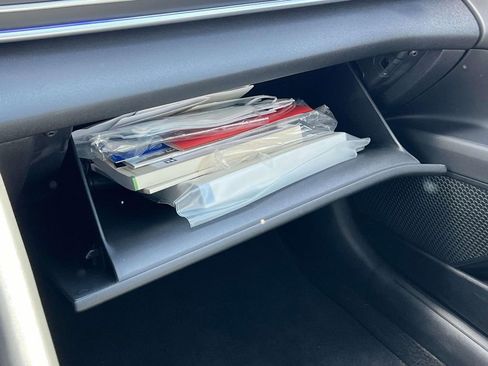 Certified 2023 Hyundai Elantra Limited image 40