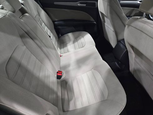 Used 2019 Ford Fusion S image 11