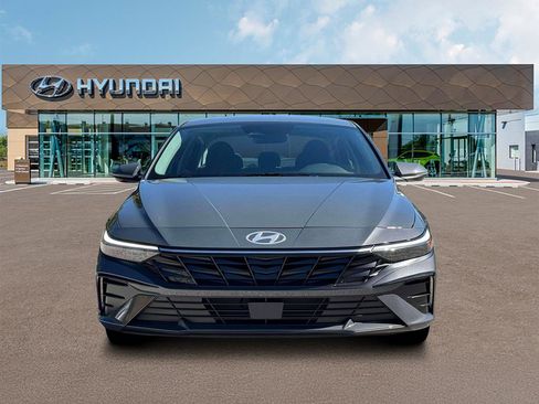 New 2026 Hyundai Elantra Limited w/ Cargo Package FWD image 12