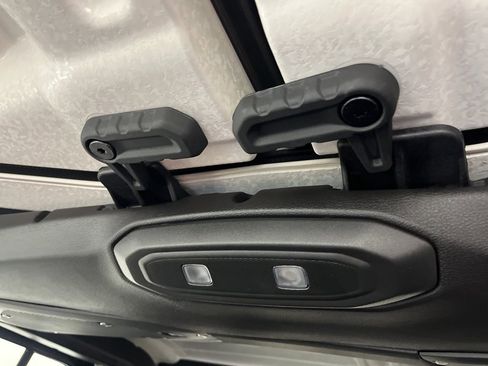 New 2025 Jeep Gladiator Mojave w/ Convenience Group image 22