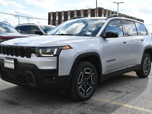 New 2026 Jeep Cherokee Laredo AWD/4WD image 3