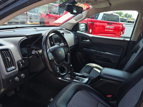 Used 2018 Chevrolet Colorado Z71 AWD/4WD image 9
