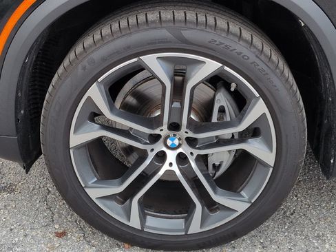 Used 2025 BMW X5 sDrive40i w/ Climate Comfort Package RWD image 11