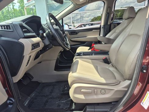Used 2018 Honda Odyssey EX-L image 2