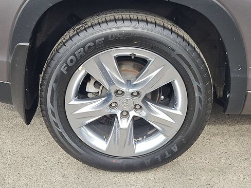 Used 2014 Toyota Highlander Limited Platinum AWD/4WD image 9