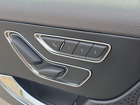 Certified 2023 Lincoln Corsair AWD w/ Equipment Group 101A image 7