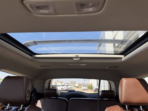 Used 2018 Buick Enclave Avenir w/ LPO, Cargo Package image 39