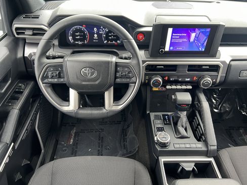 Used 2025 Toyota 4Runner TRD Off-Road image 32