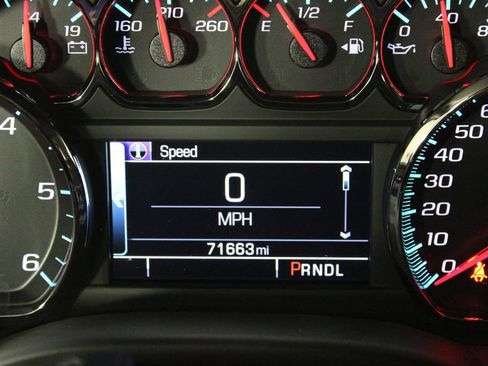 Used 2020 Chevrolet Tahoe 4WD w/ Remote Keyless Entry Package image 33