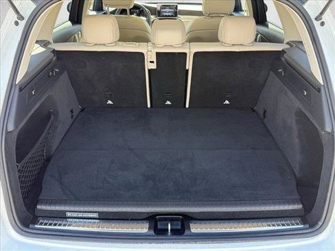 Used 2019 Mercedes-Benz GLC 350e 4MATIC image 17