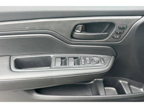 Used 2026 Honda Odyssey EX-L image 11