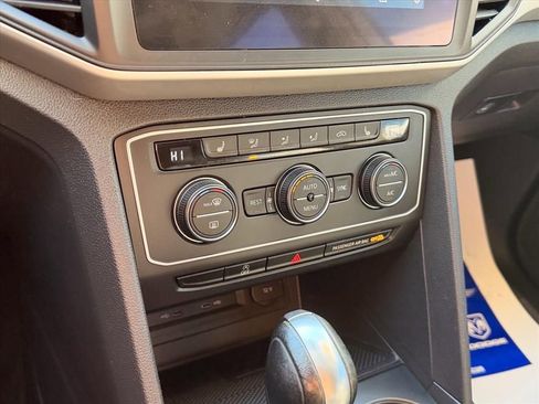 Used 2021 Volkswagen Atlas SE image 20