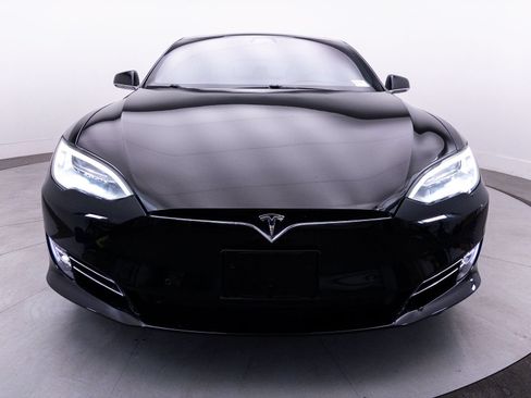 Used 2021 Tesla Model S Performance AWD/4WD image 11