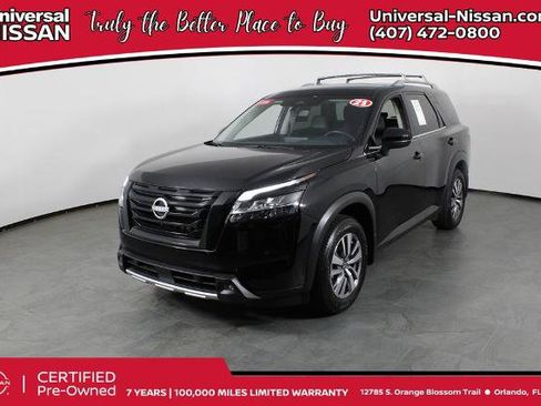 Certified 2023 Nissan Pathfinder SL w/ Black Appearance Package FWD image 1