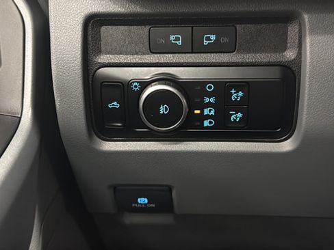 Used 2024 Ford F350 XLT w/ 360-Degree Camera Package AWD/4WD image 28