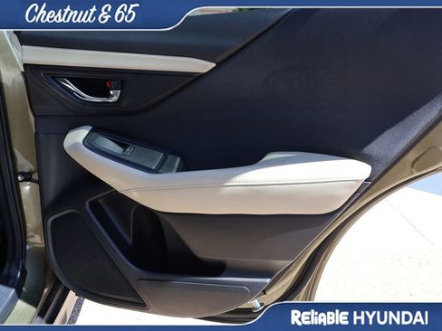 Used 2021 Subaru Outback Premium image 12