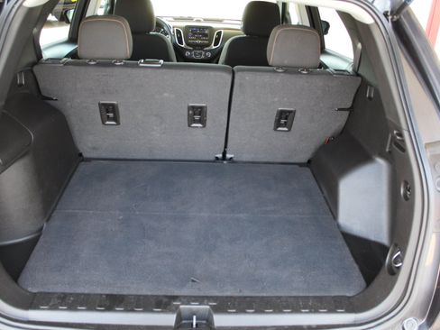 Used 2022 Chevrolet Equinox LT FWD image 20
