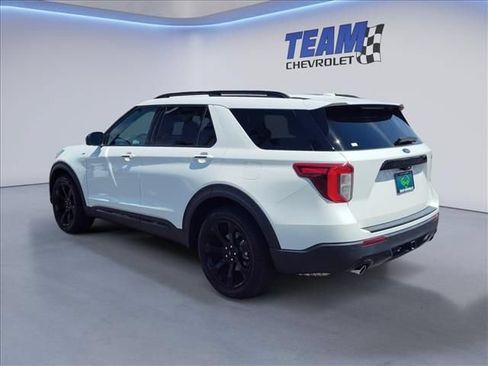 Used 2023 Ford Explorer ST-Line w/ Class IV Trailer Tow Package RWD image 3