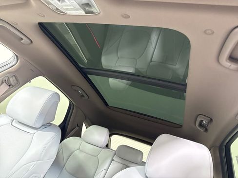 New 2026 Genesis GV70 2.5T Advanced image 17