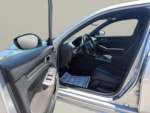 Used 2025 Honda Civic Sport image 26