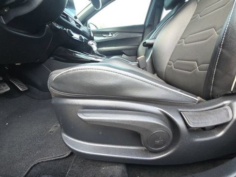 Used 2024 Kia Forte GT-Line FWD image 19