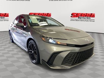 Used 2025 Toyota Camry SE