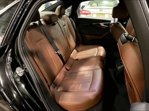Used 2019 Audi A4 2.0T Premium w/ Convenience Package image 27