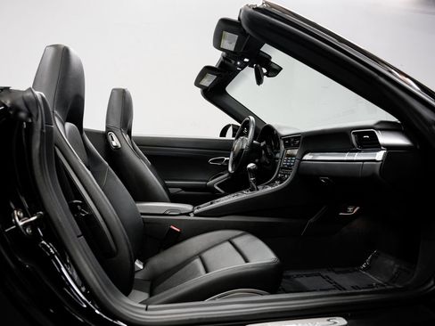 Used 2014 Porsche 911 Carrera S RWD image 25
