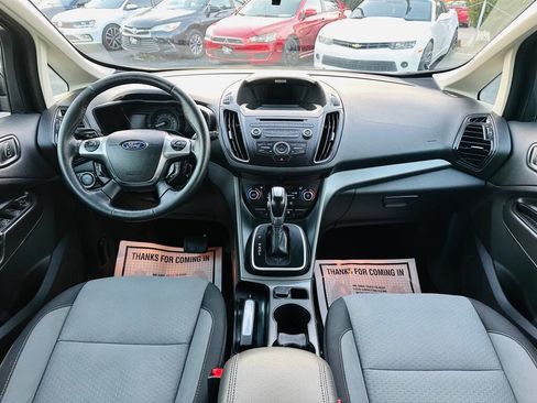Used 2017 Ford C-MAX SE w/ Interior Protection Package image 10