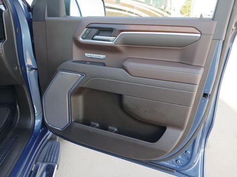 Used 2025 GMC Sierra 1500 Denali w/ Technology Package AWD/4WD image 54
