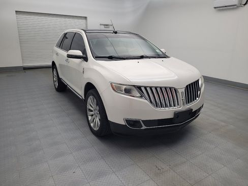 Used 2013 Lincoln MKX AWD image 13