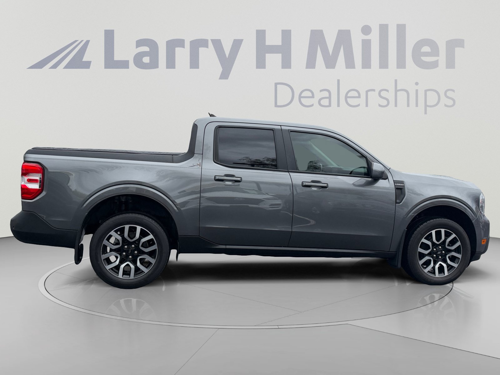 Used 2022 Ford Maverick Lariat w/ Lariat Luxury Package FWD image 6