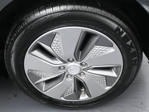 Used 2020 Hyundai Kona Limited image 43