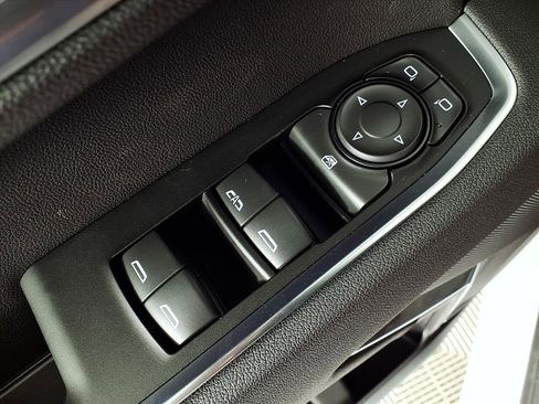 New 2026 Chevrolet Silverado 1500 LT image 25