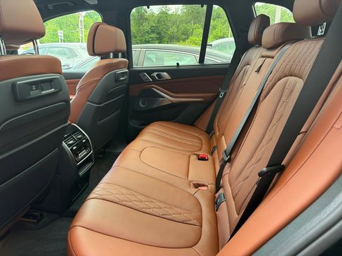 Used 2021 BMW X5 M50i w/ Executive Package AWD/4WD image 21