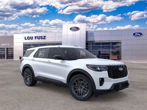 New 2026 Ford Explorer ST-Line w/ ST-Line Street Pack AWD/4WD image 8
