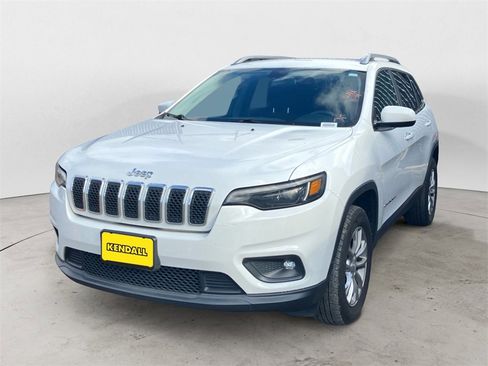 Used 2019 Jeep Cherokee Latitude w/ Popular Appearance Group image 1