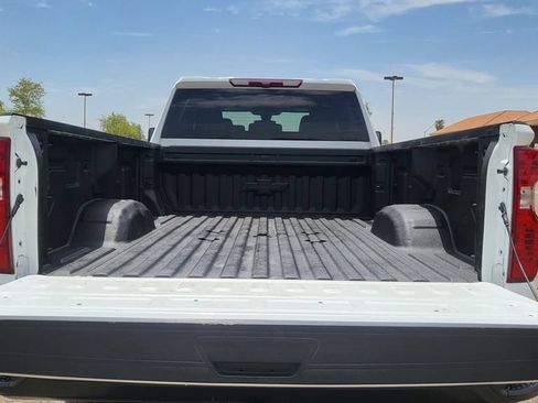Used 2022 Chevrolet Silverado 2500 W/T w/ Gooseneck/5TH Wheel Package AWD/4WD image 14