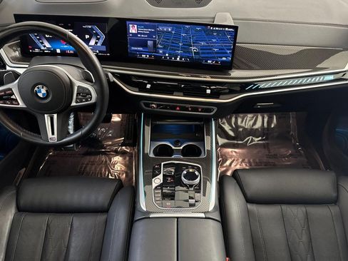 Used 2024 BMW X7 M60i w/ Executive Package AWD/4WD image 18