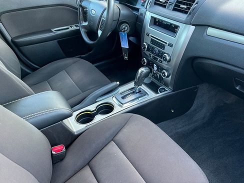 Used 2012 Ford Fusion Hybrid image 16