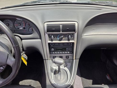 Used 2004 Ford Mustang GT RWD image 41